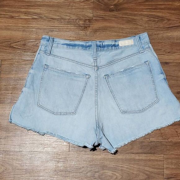 Abercrombie & Fitch distressed denim shorts - Picture 5 of 6